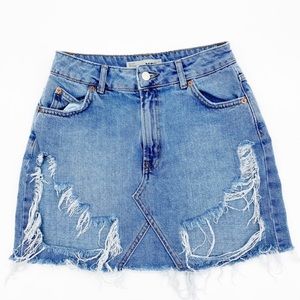 Distressed Hi Rise Topshop Denim Skirt Size 4